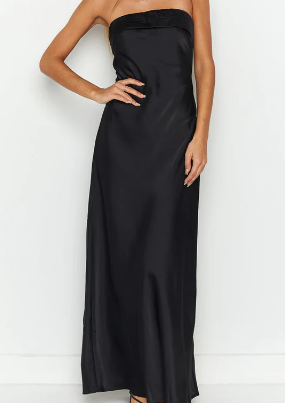 Maiah Dress in Black